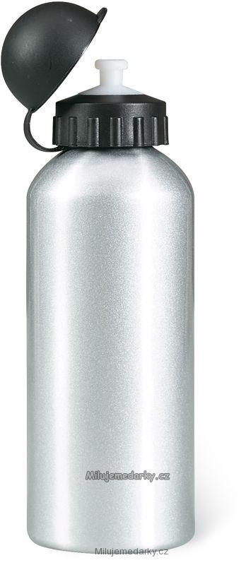 stříbrná kovová chladicí láhev na nápoje 600 ml