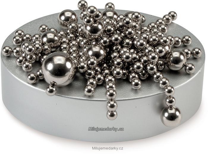 Antistressové kovové kuličky s magnetem