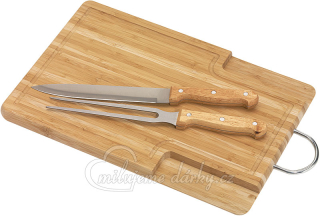 Bambusové prkénko s nožem a vidličkou uvnitř