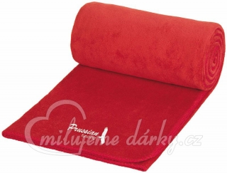 červená fleecová pikniková deka v obalu